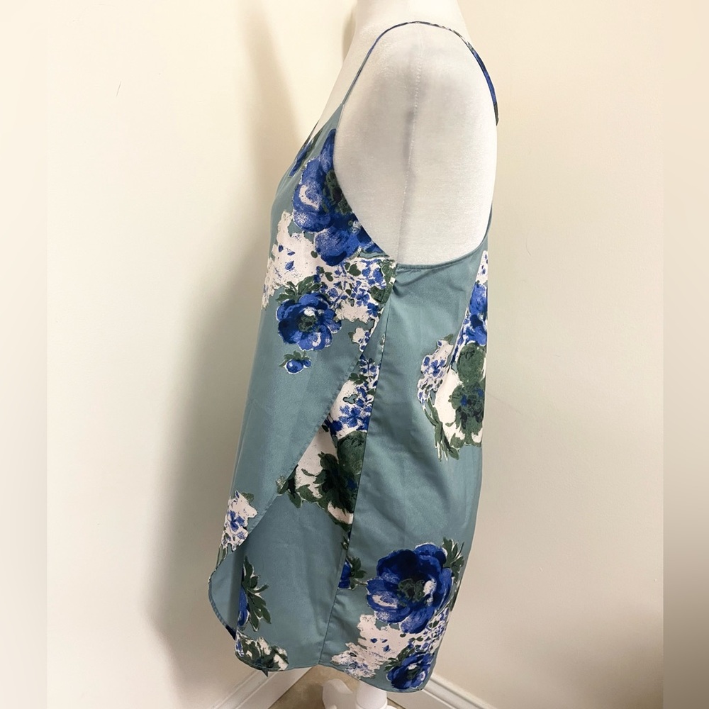 Gorgeous Free People floral slip dress! - Picture 5 of 9